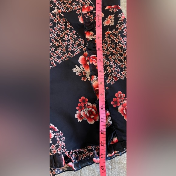 NWT The Fifth Label East Short in Navy Patchwork - Picture 14 of 15